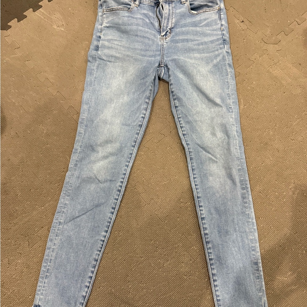 American Eagle Outfitters Light Blue Skinny Jeans